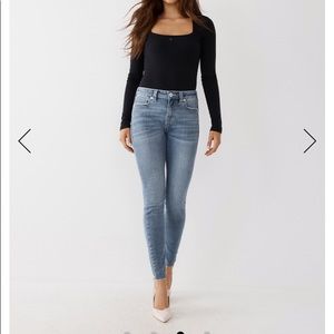 True Religion 30 Jennie mid rise skinny